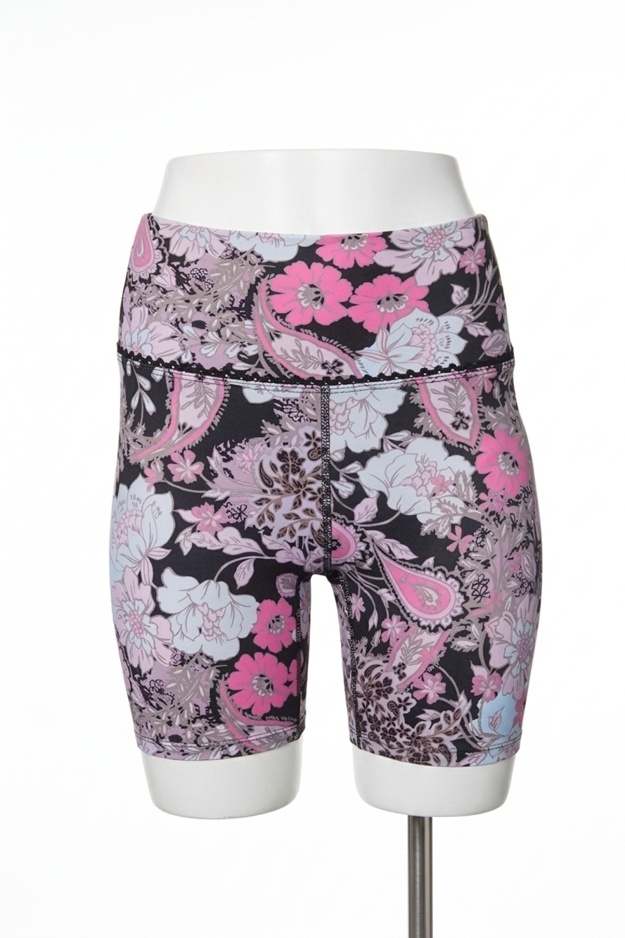 NEW BEACH RIOT bike short in fandango paisley